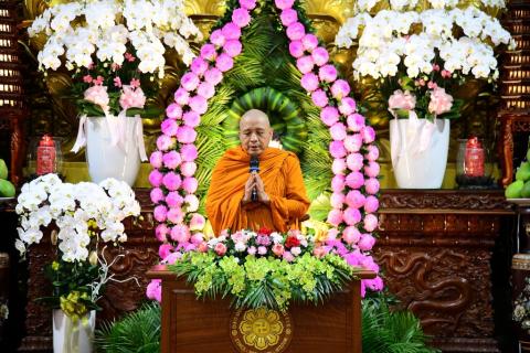 THẮP SÁNG TINH THẦN TRUNG ĐẠO TRONG MÙA PHẬT ĐẢN 