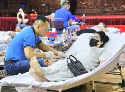 Cho đi là còn mãi