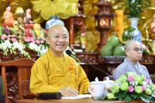 Khóa tu Ngày an lạc: Phương pháp trị liệu khổ đau của Phật Dược Sư