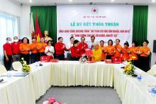 Quỹ ĐPNN ký kết dự án 5 năm cùng Trung ương Hội Chữ thập đỏ Việt Nam trao 7.000 túi sơ cấp cứu "Chung tay vì an toàn cho ngư dân nghèo, khó khăn"