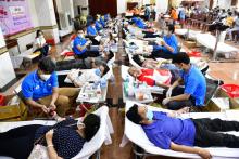 Hơn 600 người tham gia hiến máu nhân đạo lần thứ 55 tại Chùa Giác Ngộ