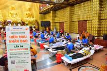 CHÙA GIÁC NGỘ: HƠN 300 NGƯỜI THAM GIA HIẾN MÁU CỨU NGƯỜI
