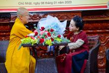 Gương sáng Trần Trà My: Chưa từng đến trường, sử dụng một ngón tay để viết nên giấc mơ không thể nói lên thành tiếng của mình.