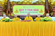 Lễ làm con Phật cho hơn 550 thiện nam tín nữ tại chùa Giác Ngộ