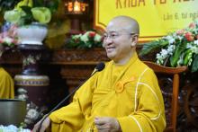 TP. HCM: HƠN 100 HÀNH GIẢ KHÓA TU XUẤT GIA GIEO DUYÊN LẦN 06  TRẢI NGHIỆM NGÀY ĐẦU TU TẬP