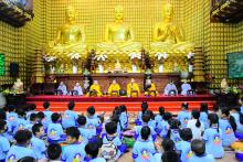 Búp sen từ bi - Bông sen trong tâm, tỏa sáng trí tuệ