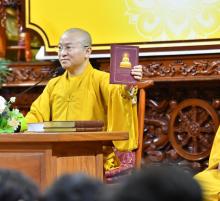 Khóa tu Tuổi trẻ: Mở ra các cửa sổ trí tuệ qua việc đọc Kinh