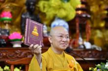 Khóa tu Ngày An Lạc: Đọc Kinh là thắp lên ngọn đuốc “trí tuệ”, giúp vượt qua đoạn đường “vô minh”