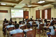 "Búp sen từ bi" - Lớp học Đạo đức Phật giáo