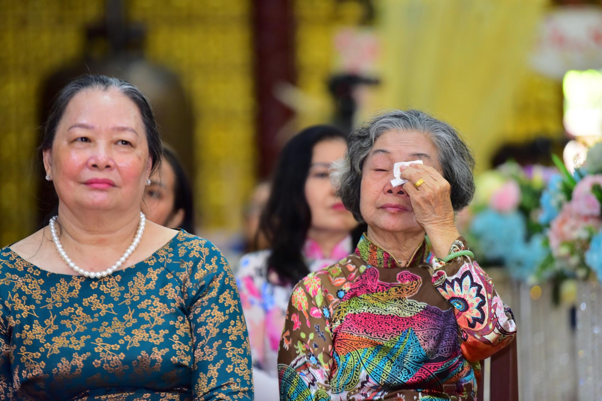 Kết duyên đầu xuân dưới mái già lam Giác Ngộ