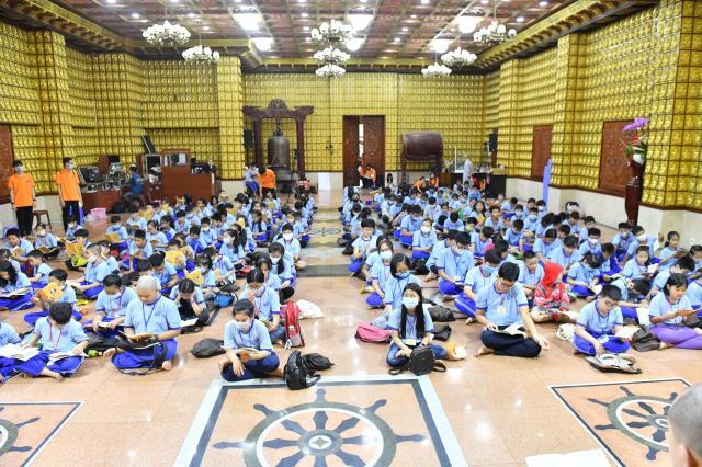 Khóa tu Búp sen từ bi đầu tiên trong năm 2021