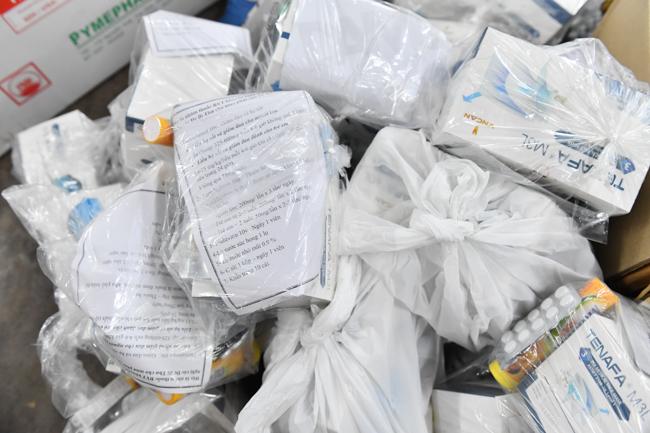 Hình ảnh nhà sư trong mùa COVID