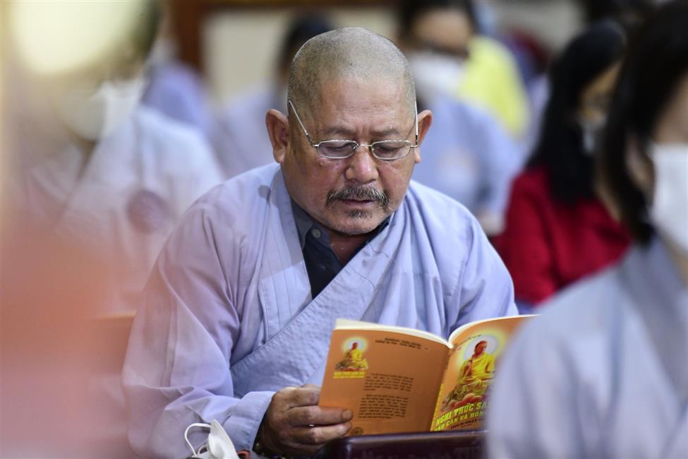 Cúi đầu nhận lỗi, quyết tâm sửa đổi