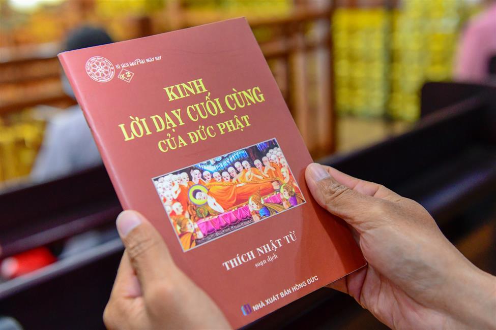 Đại lễ tưởng niệm đức Phật nhập Niết-bàn và mừng Ngày Tiếp nối lần thứ 54 của Sư phụ Thích Nhật Từ