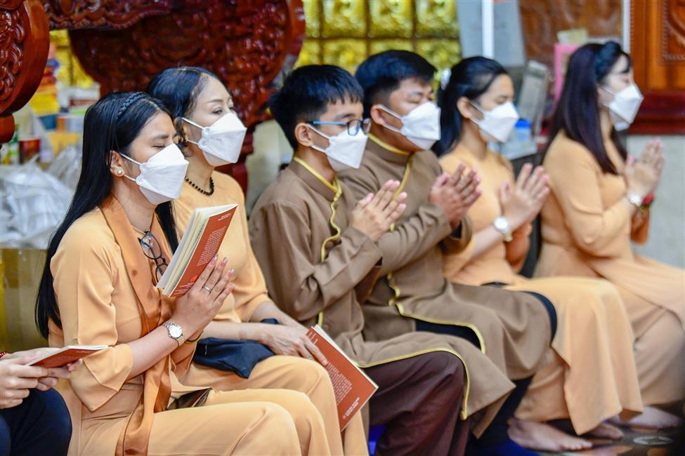 Đại lễ tưởng niệm đức Phật nhập Niết-bàn và mừng Ngày Tiếp nối lần thứ 54 của Sư phụ Thích Nhật Từ