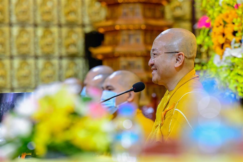 Đại lễ tưởng niệm đức Phật nhập Niết-bàn và mừng Ngày Tiếp nối lần thứ 54 của Sư phụ Thích Nhật Từ