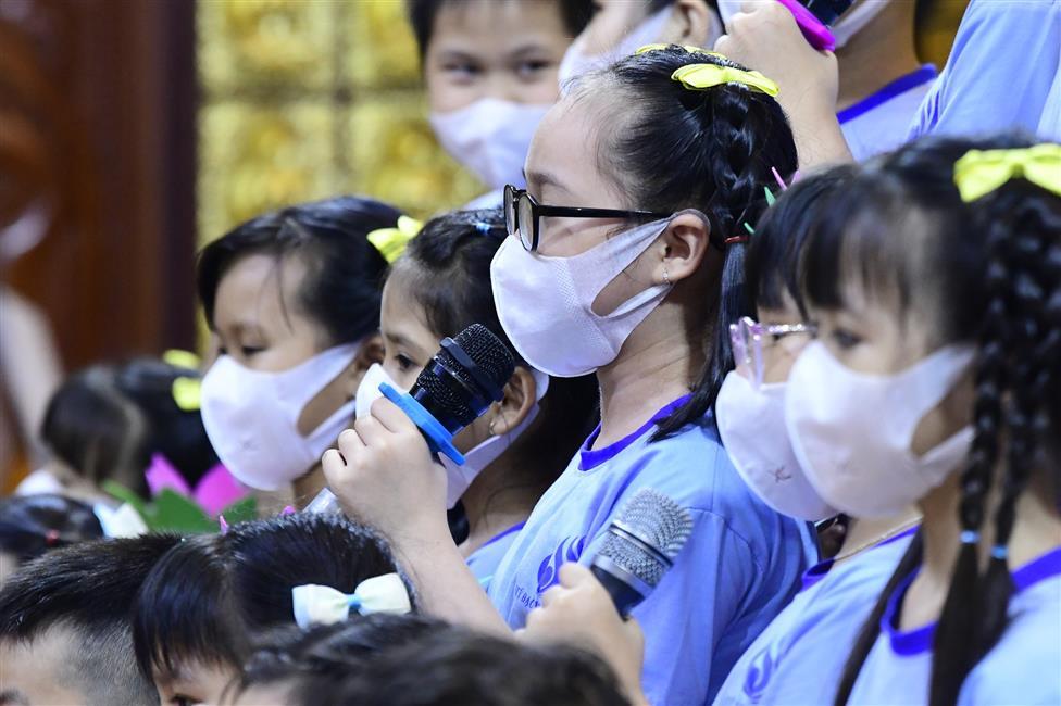 Trang nghiêm kỷ niệm Ngày Bồ-tát Quan Thế Âm đản sanh