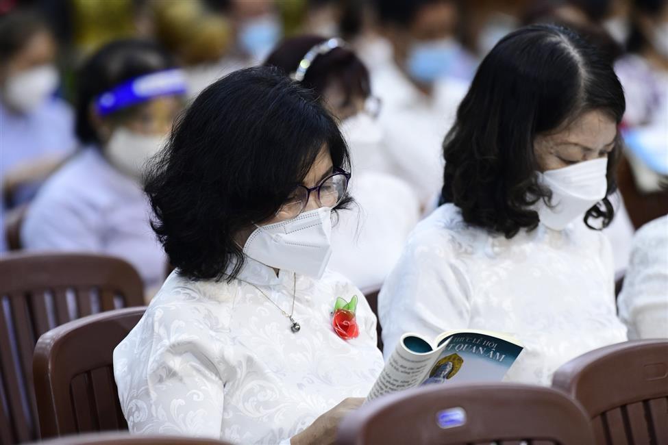 Trang nghiêm kỷ niệm Ngày Bồ-tát Quan Thế Âm đản sanh