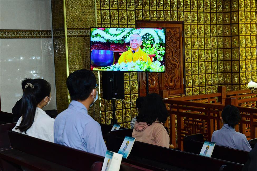 Trang nghiêm kỷ niệm Ngày Bồ-tát Quan Thế Âm đản sanh