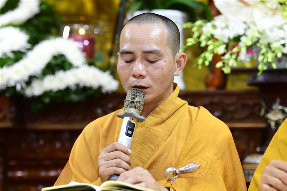 Trang nghiêm kỷ niệm Ngày Bồ-tát Quan Thế Âm đản sanh