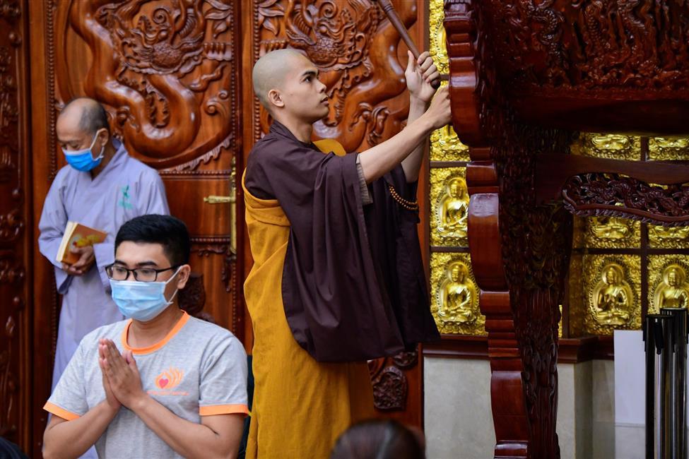 Tiếp thêm niềm tin để vươn lên trong cuộc sống qua việc sám hối