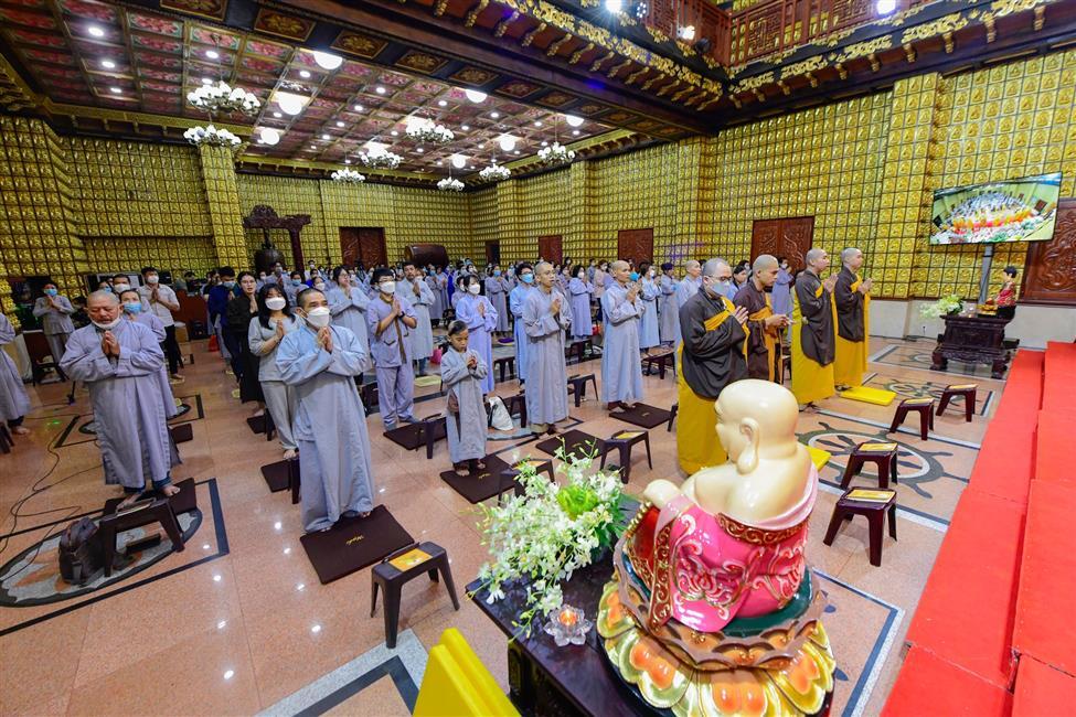 Tiếp thêm niềm tin để vươn lên trong cuộc sống qua việc sám hối