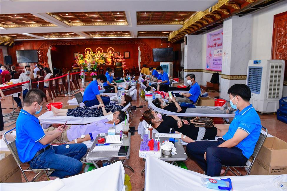 Chùa Giác Ngộ: 723 Phật tử tham gia “sẻ giọt máu đào, trao đời hy vọng” (HM53)