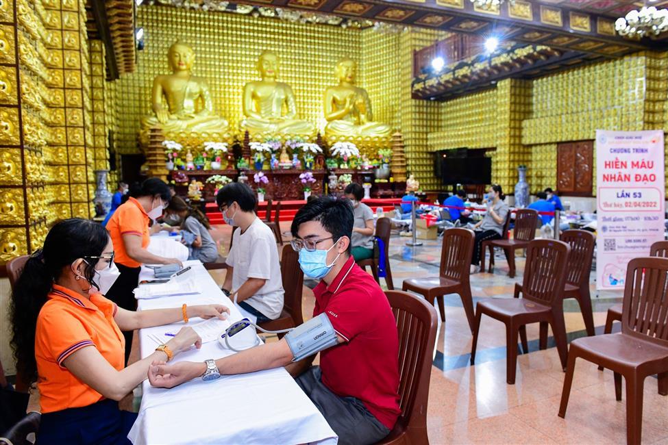 Chùa Giác Ngộ: 723 Phật tử tham gia “sẻ giọt máu đào, trao đời hy vọng” (HM53)