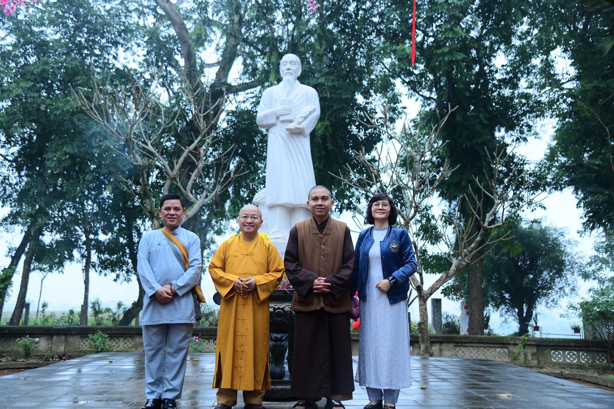 Pháp thoại y đức của Hải thượng Lãn ông Lê Hữu Trác