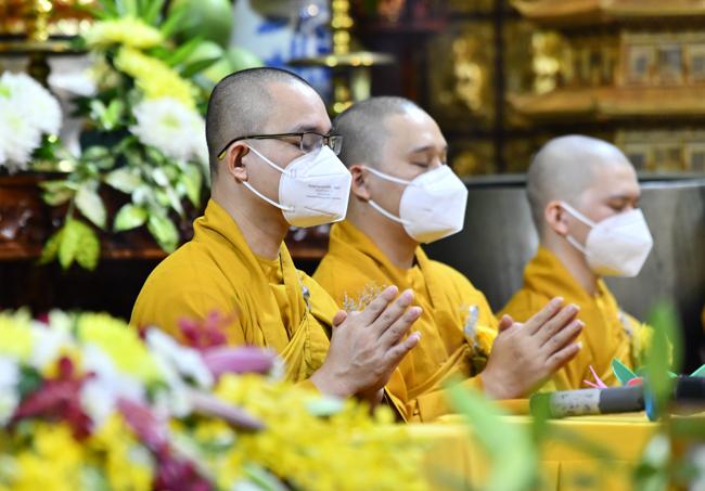 Chùa Giác Ngộ cầu siêu cho tất cả người chết vì COVID-19 trong Đại lễ Vu-lan 2021