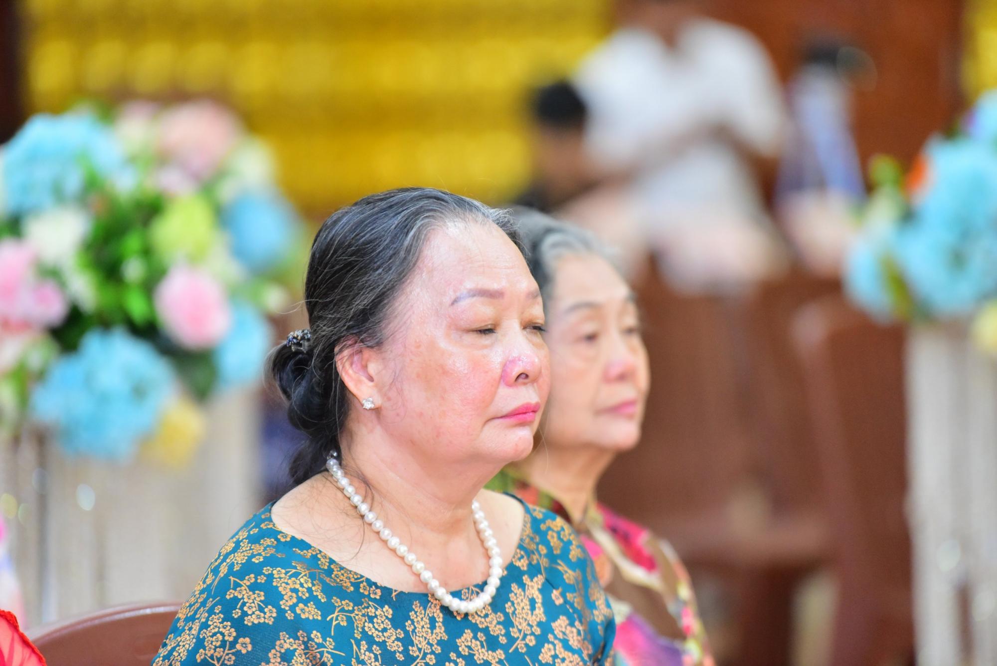 Kết duyên đầu xuân dưới mái già lam Giác Ngộ