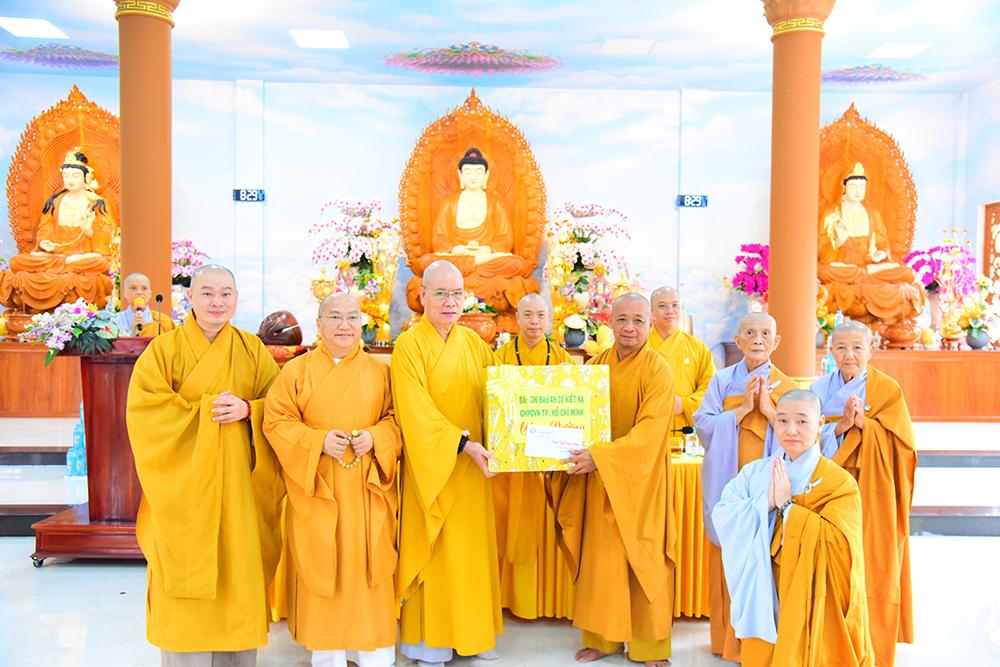 Đoàn 7 BTS Phật giáo Thành phố thăm, sách tấn các hạ trường khu vực ngoại ô