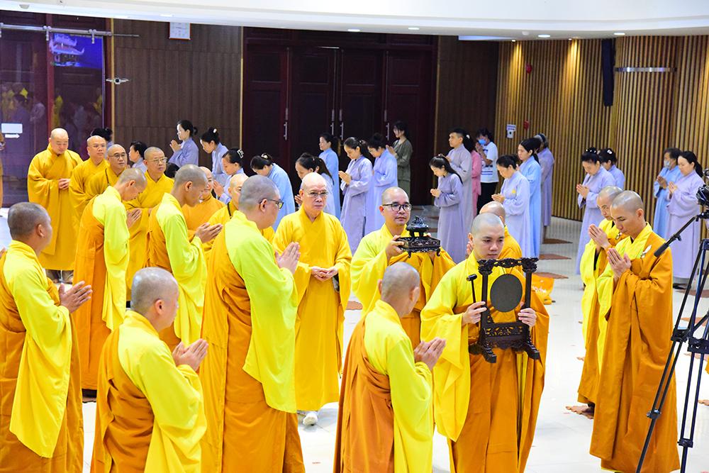 Đoàn 7 BTS Phật giáo Thành phố thăm, sách tấn các hạ trường khu vực ngoại ô