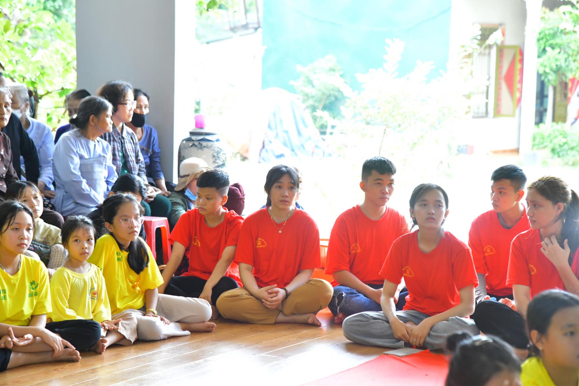 Pháp thoại "Tương lai trong tầm tay" - Thầy Nhật Từ giảng tại chùa Kim Quang