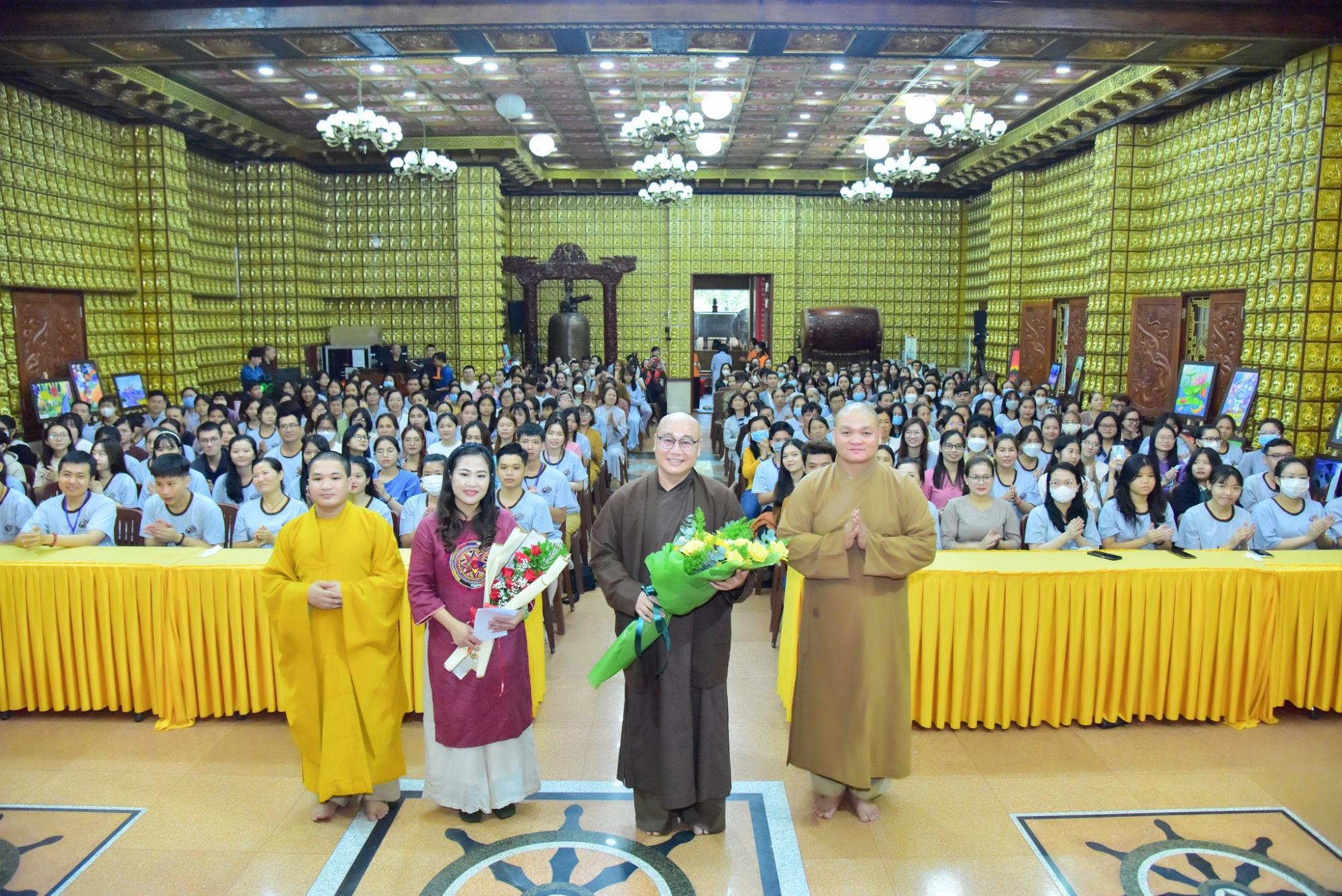 Tiểu sử Đại đức Thích Nhuận Thanh - mang âm nhạc làm phương tiện độ sanh