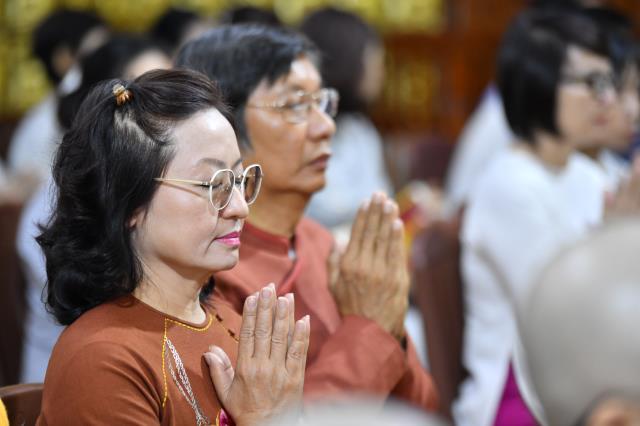 GĐPT Ngộ Mi Hồng cúng dường Trai tăng nhân bảy tuần thất của người mẹ khả kính