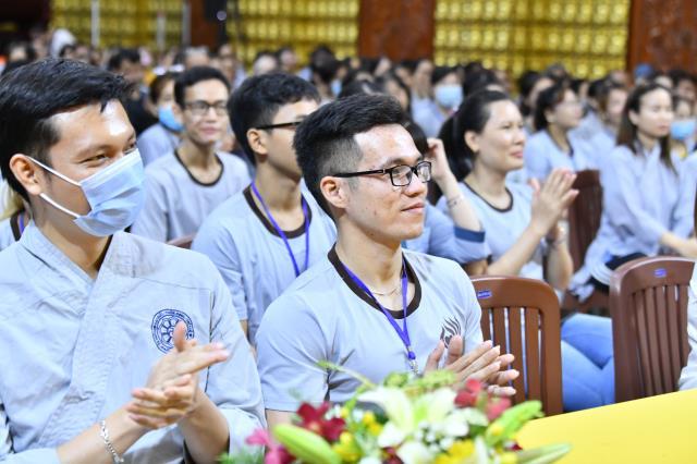 Ca sĩ Lâm Chấn Huy tham dự Talkshow “Vì sao tôi theo đạo Phật” tại chùa Giác Ngộ
