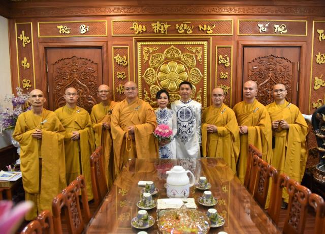 Lễ hằng thuận của đôi uyên ương Văn Sơn và Bạch Thảo