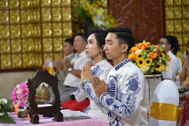 Lễ hằng thuận của đôi uyên ương Văn Sơn và Bạch Thảo