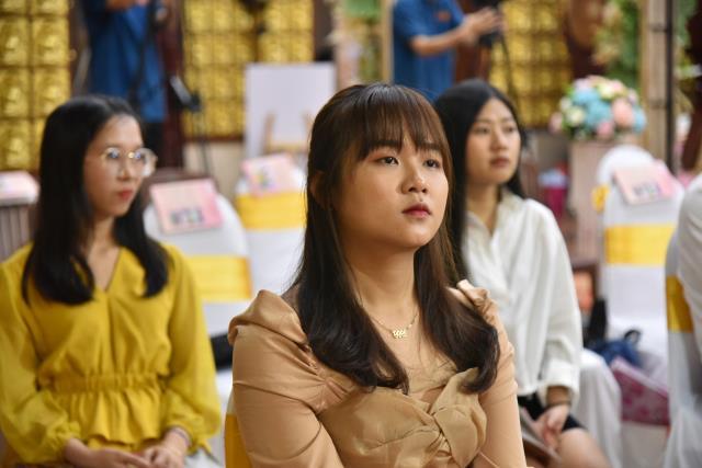 Lễ hằng thuận của đôi uyên ương Văn Sơn và Bạch Thảo