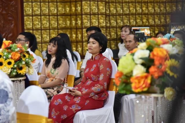 Lễ hằng thuận của đôi uyên ương Văn Sơn và Bạch Thảo