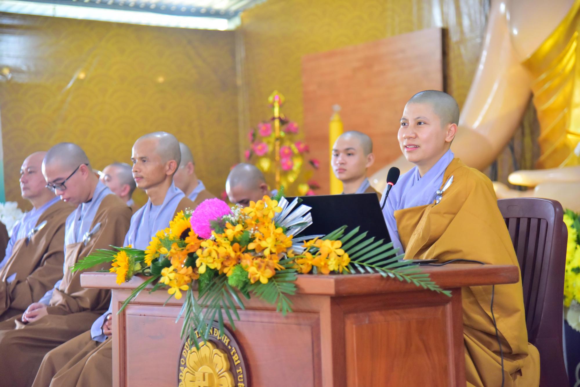 Pháp thoại Phương trời thong dong