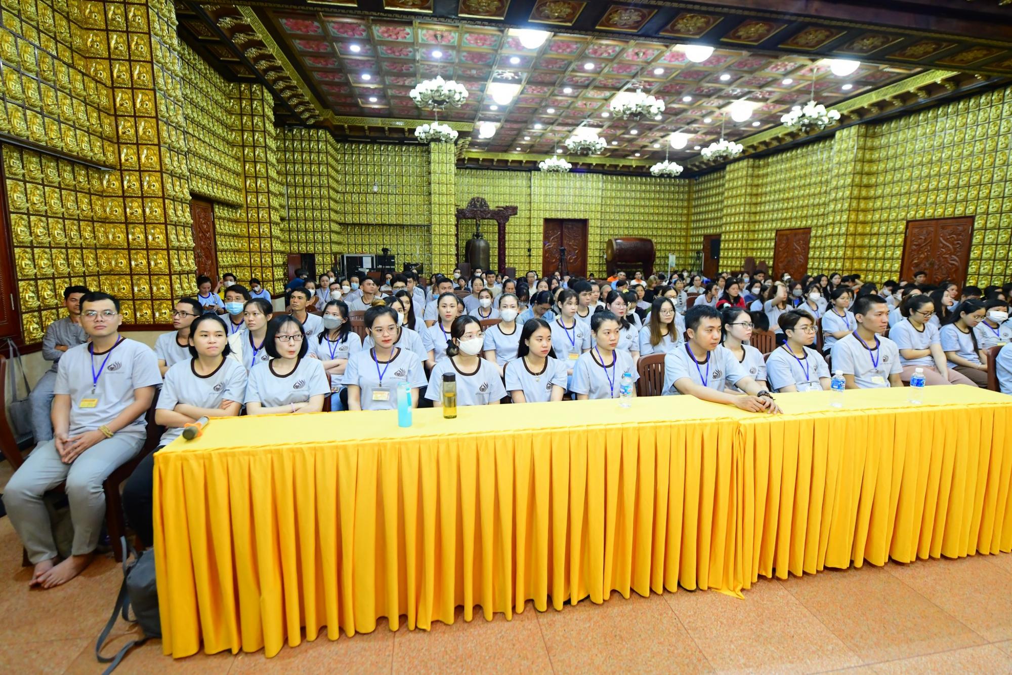 TT. Thích Nhật Từ chia sẻ pháp thoại trong khóa tu TUỔI TRẺ HƯỚNG PHẬT tại chùa Giác Ngộ