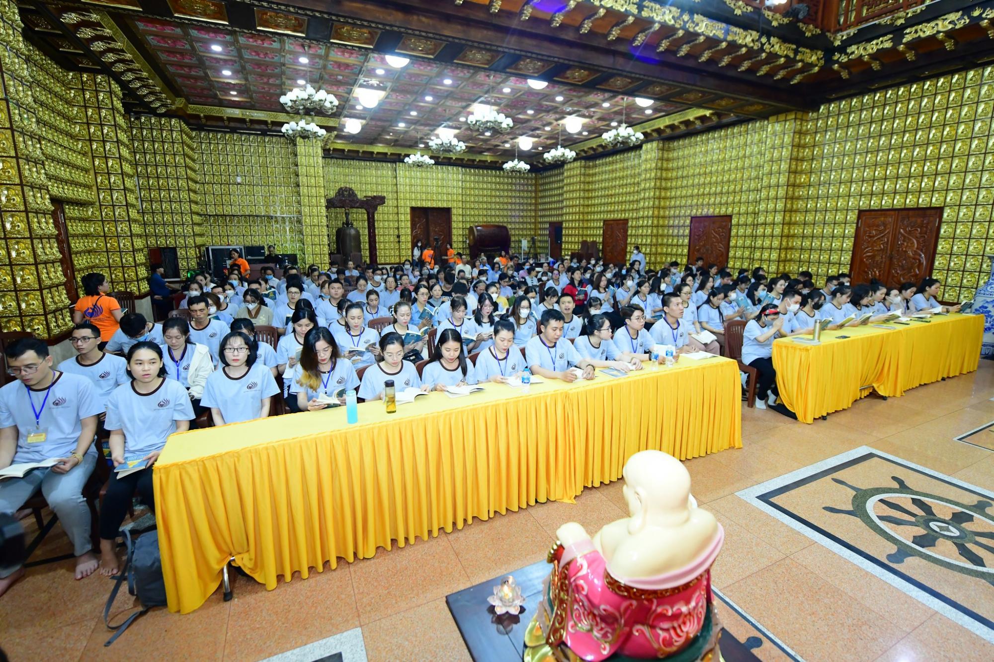 TT. Thích Nhật Từ chia sẻ pháp thoại trong khóa tu TUỔI TRẺ HƯỚNG PHẬT tại chùa Giác Ngộ