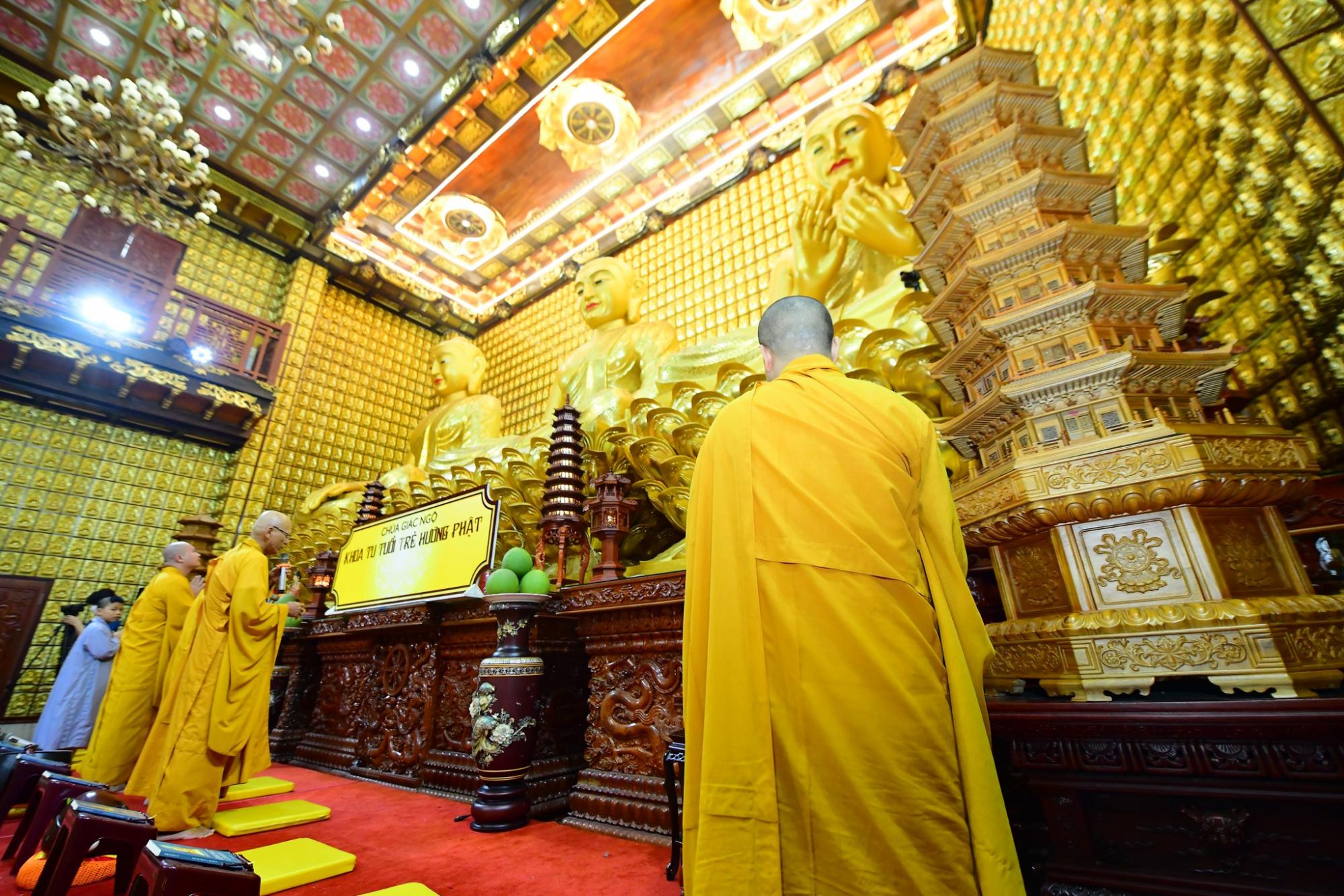 TT. Thích Nhật Từ chia sẻ pháp thoại trong khóa tu TUỔI TRẺ HƯỚNG PHẬT tại chùa Giác Ngộ