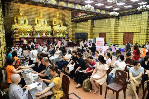 THẮP SÁNG HẠNH NGUYỆN ĐỘ SINH: CHÙA GIÁC NGỘ VÀ HÀNH TRÌNH KẾT NỐI NHỮNG TẤM LÒNG VÀNG