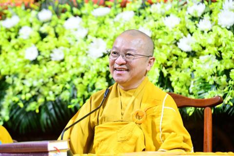 Hơn 200 Phật Tử Phát Tâm Quy Y Tam Bảo Tại Chùa Giác Ngộ - Gieo Hạt Bồ-đề Đêm Rằm Tháng Giêng