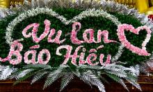 Ý nghĩa cài hoa trong mùa Vu Lan báo hiếu