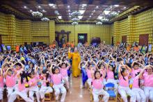 Khai mạc triển lãm "Hòa bình trong mắt em" tại chùa Giác Ngộ