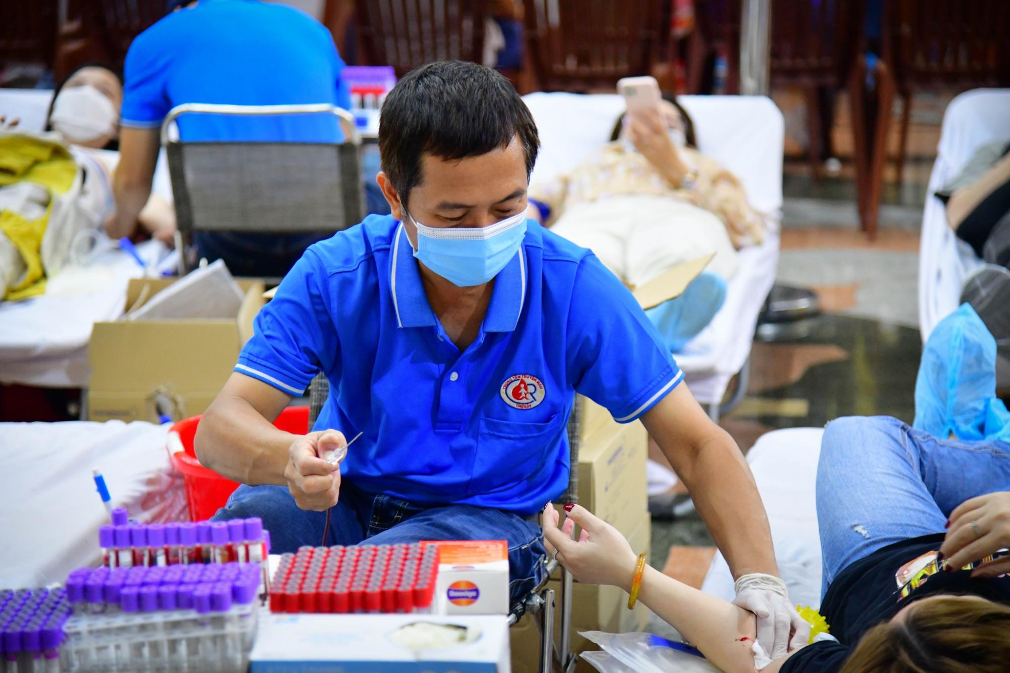 Chùa Giác Ngộ: Gần 450 tình nguyện viên hiến máu đầu xuân